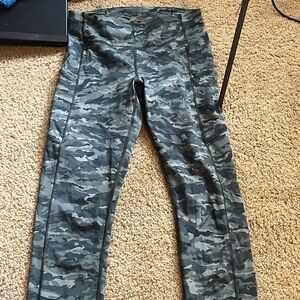 Used Camo Lululemon leggings size 4-6